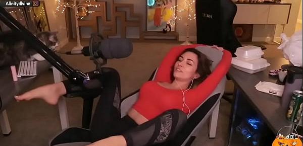  alinity feet soles